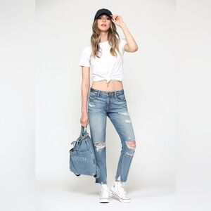 Hidden Jeans Bailey Slim Fit Boyfriend in Medium Wash Size 25